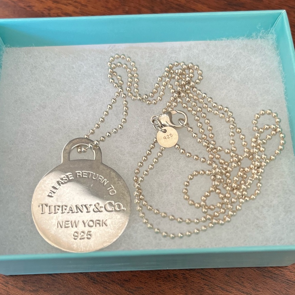 Return to Tiffany long dog-tag pendant necklace